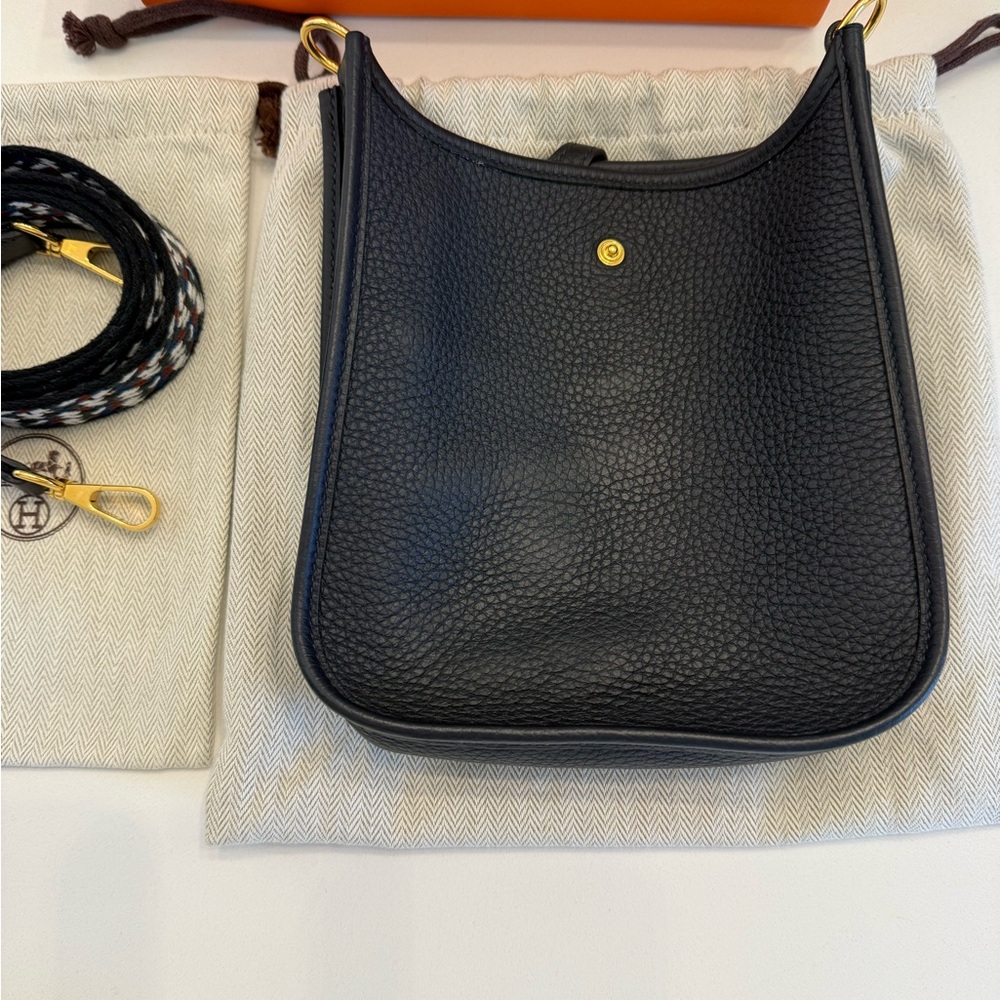 Hermès Evelyne TPM Taurillon Clemence Crossbody Bag -Caban - Picture 4 of 11